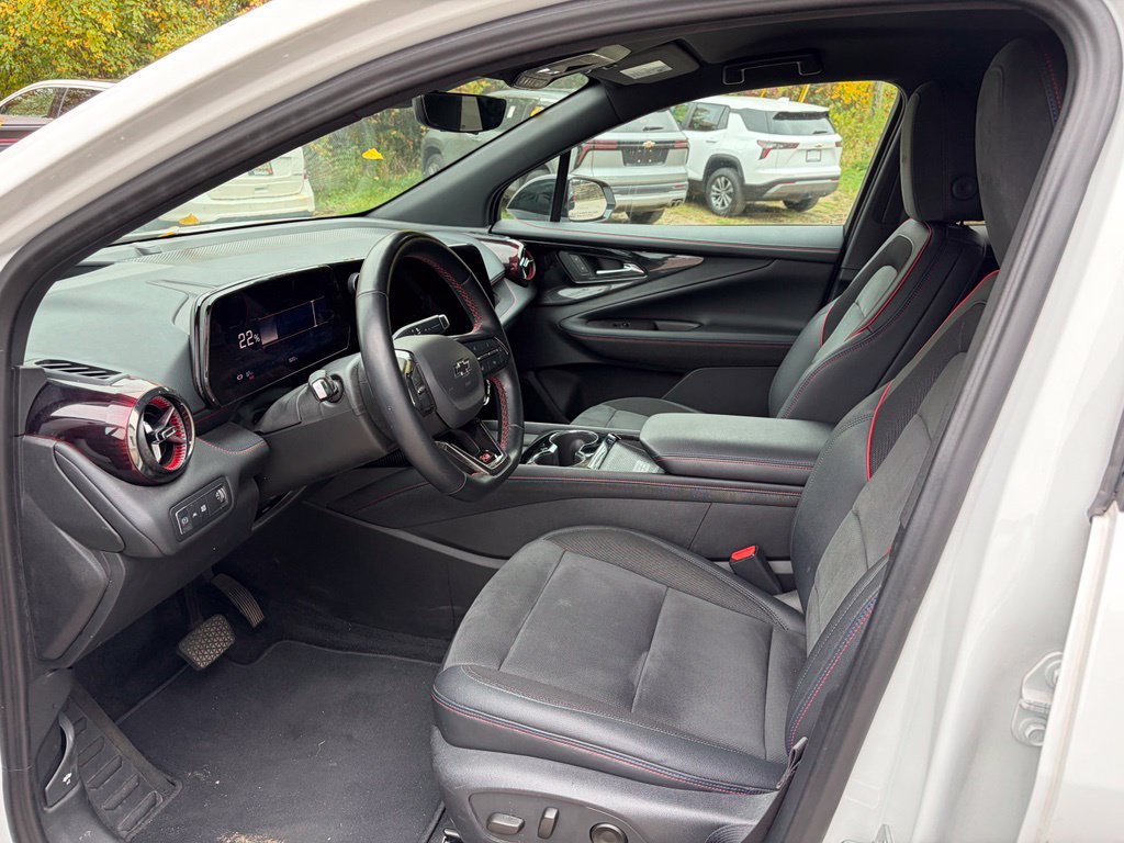 Used 2024 Chevrolet Blazer EV RS AWD/4WD image 11