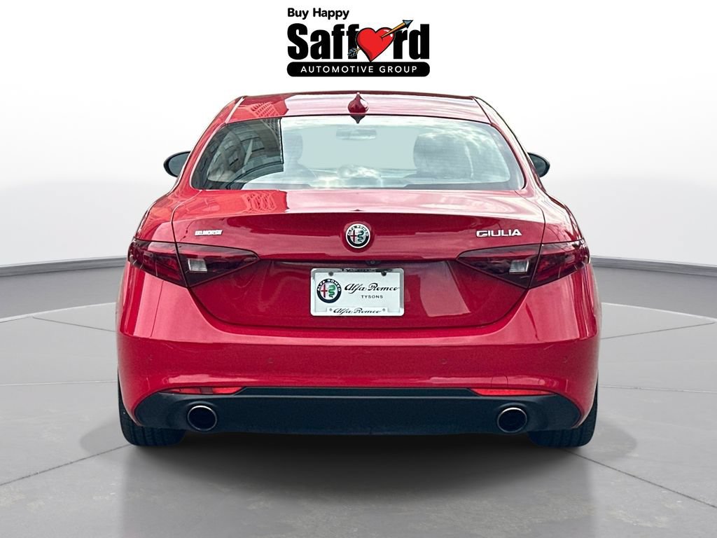 Used 2018 Alfa Romeo Giulia Ti w/ Quick Order Package 22Z Lusso RWD image 6