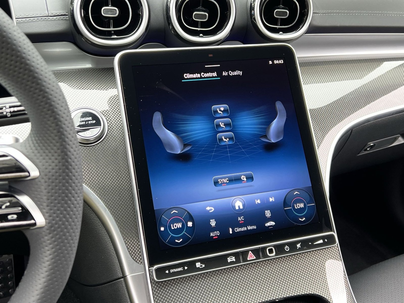 New 2025 Mercedes-Benz C 300 4MATIC Sedan image 19