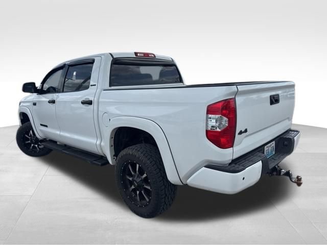 Used 2014 Toyota Tundra Limited w/ Limited Premium Package image 6