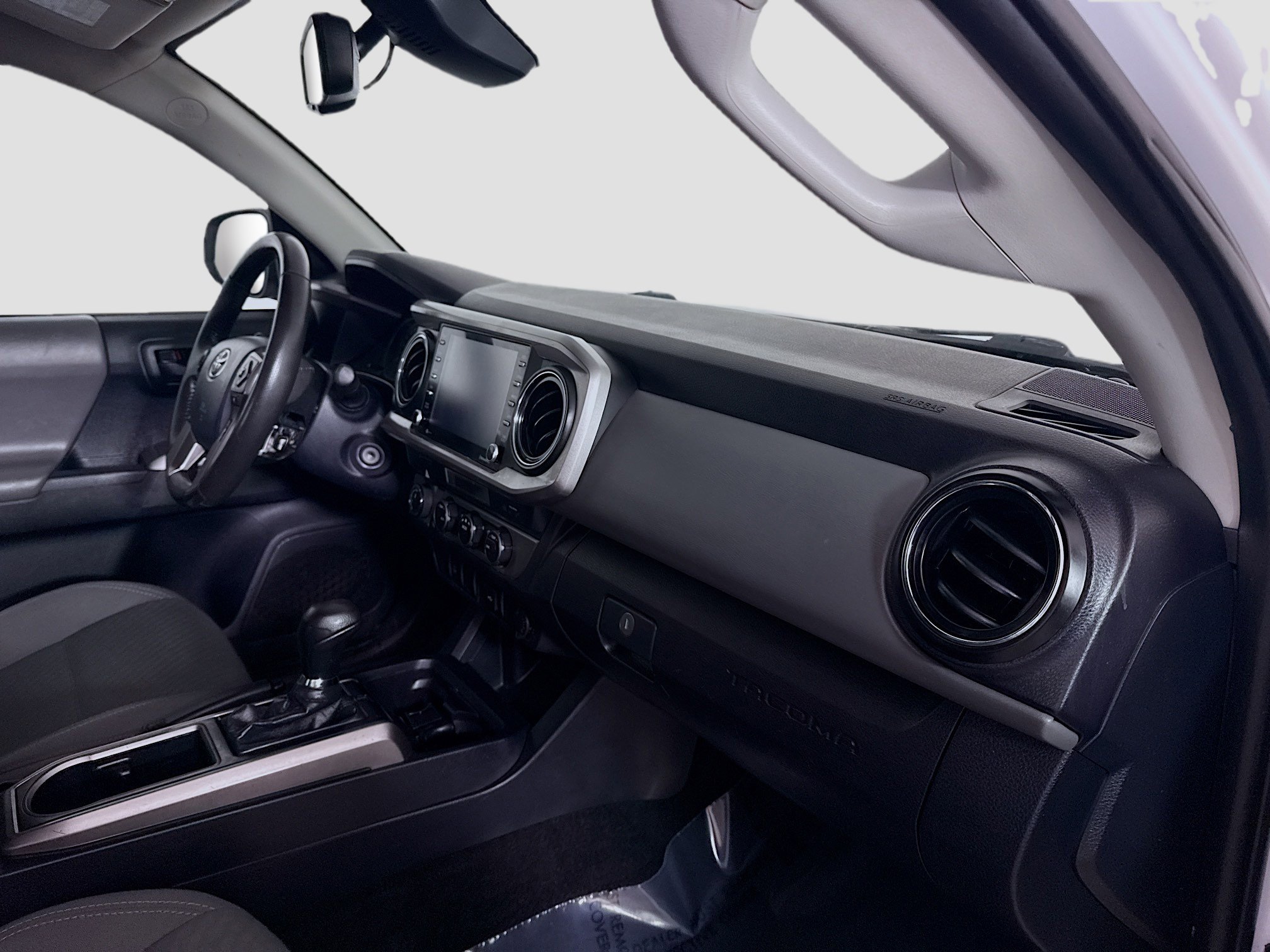 Used 2021 Toyota Tacoma SR5 image 27