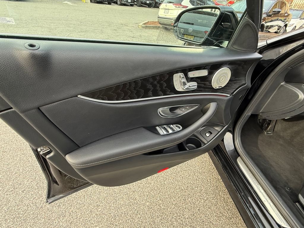 Used 2023 Mercedes-Benz E 350 Sedan w/ Premium Package image 18