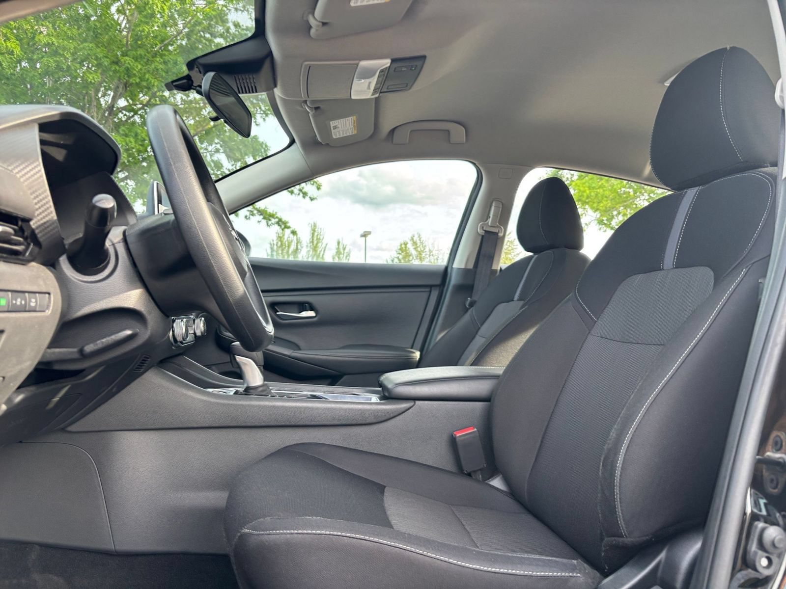 Used 2025 Nissan Sentra SV FWD image 20