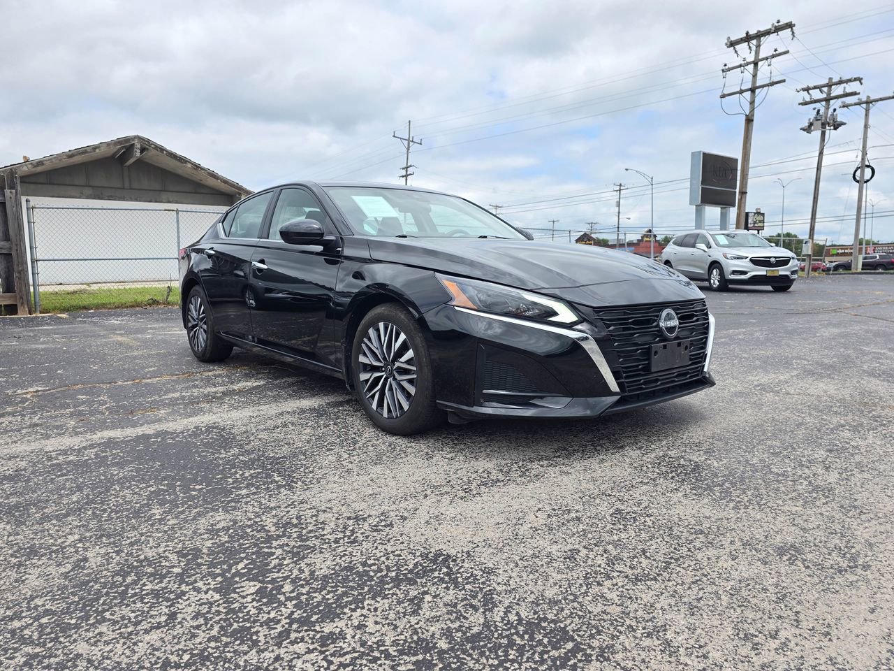 Used 2023 Nissan Altima 2.5 SV w/ SV Premium Package FWD video 1