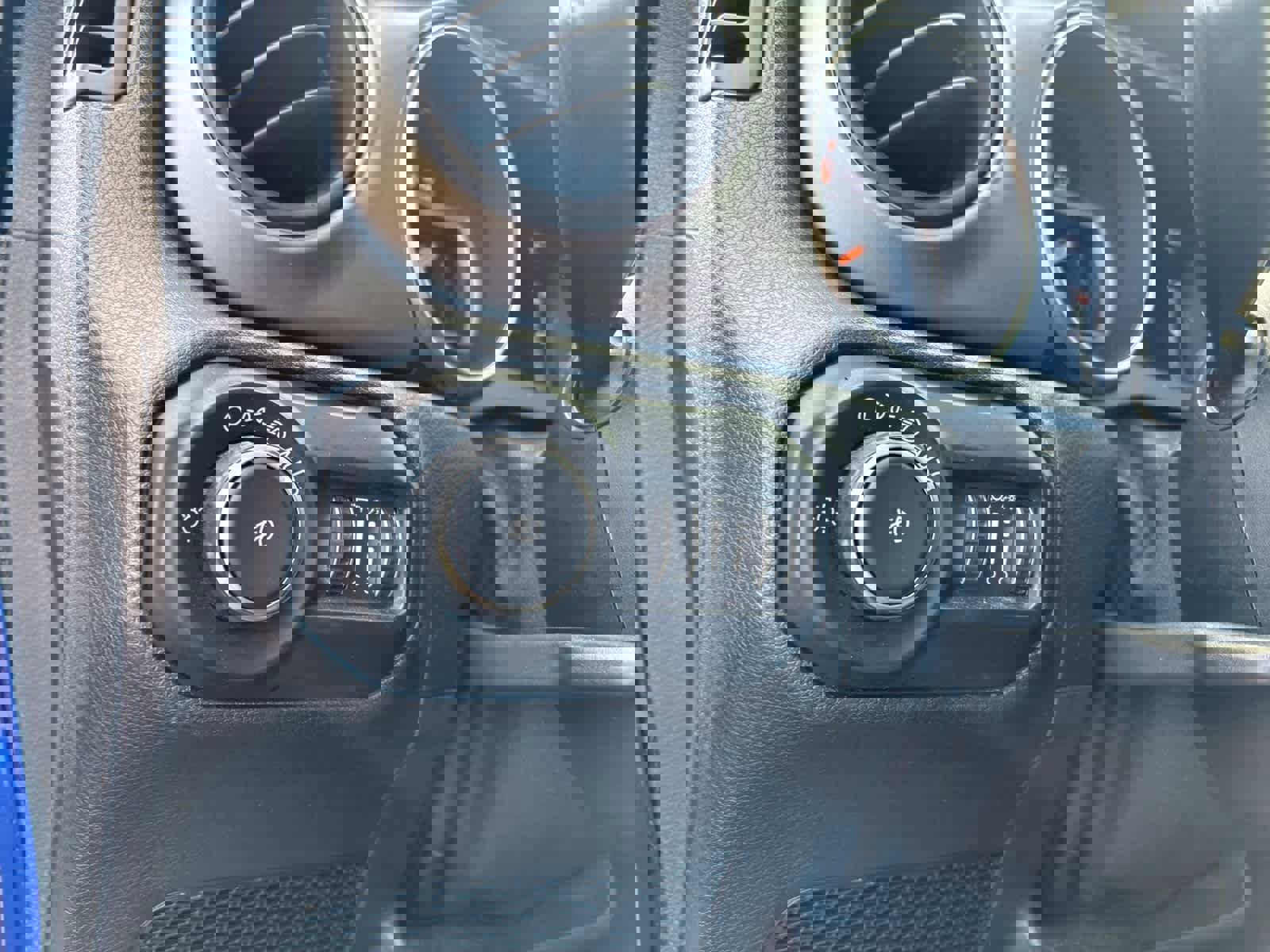 Used 2020 Jeep Wrangler Unlimited Sport image 26