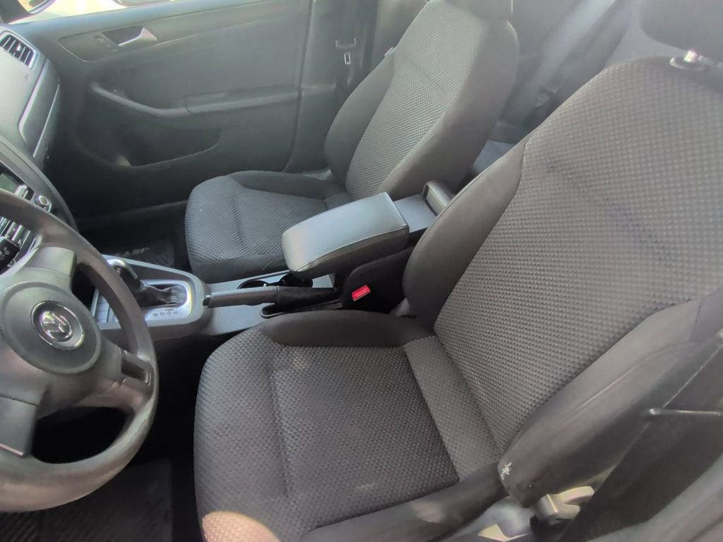 Used 2013 Volkswagen Jetta Sedan image 14