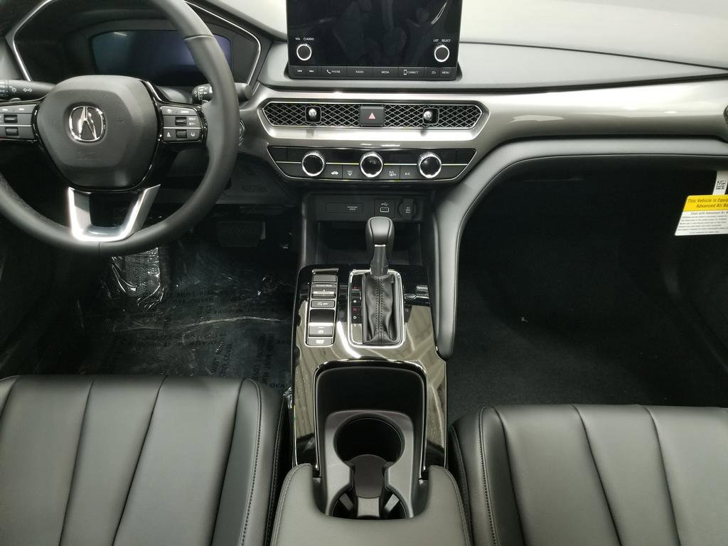 New 2025 Acura Integra image 8