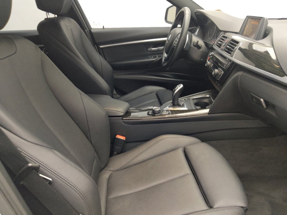 Used 2017 BMW 330i Sedan w/ Driver Assistance Package RWD image 21