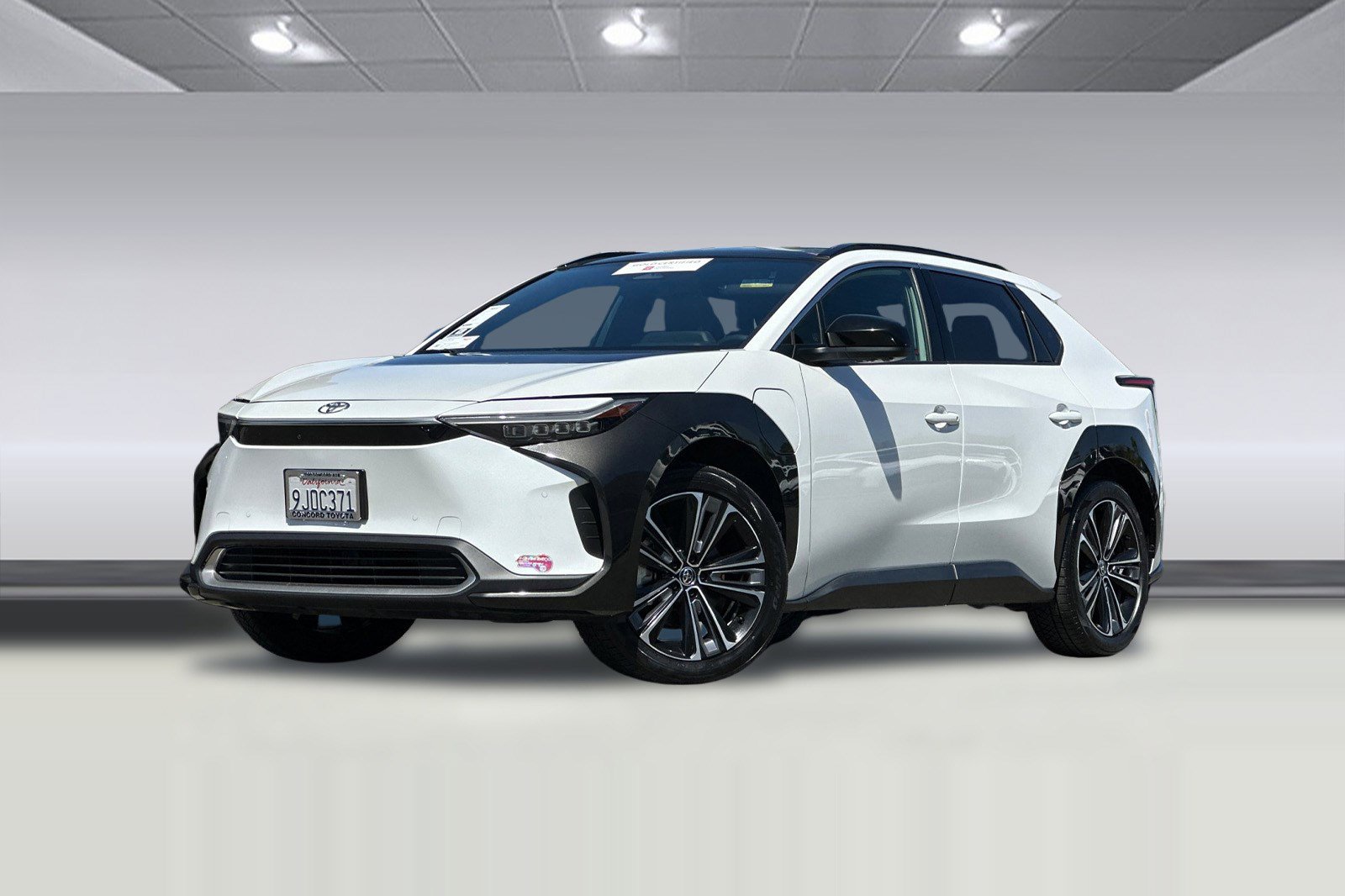 Certified 2023 Toyota bZ4X XLE w/ Weather Package image 25