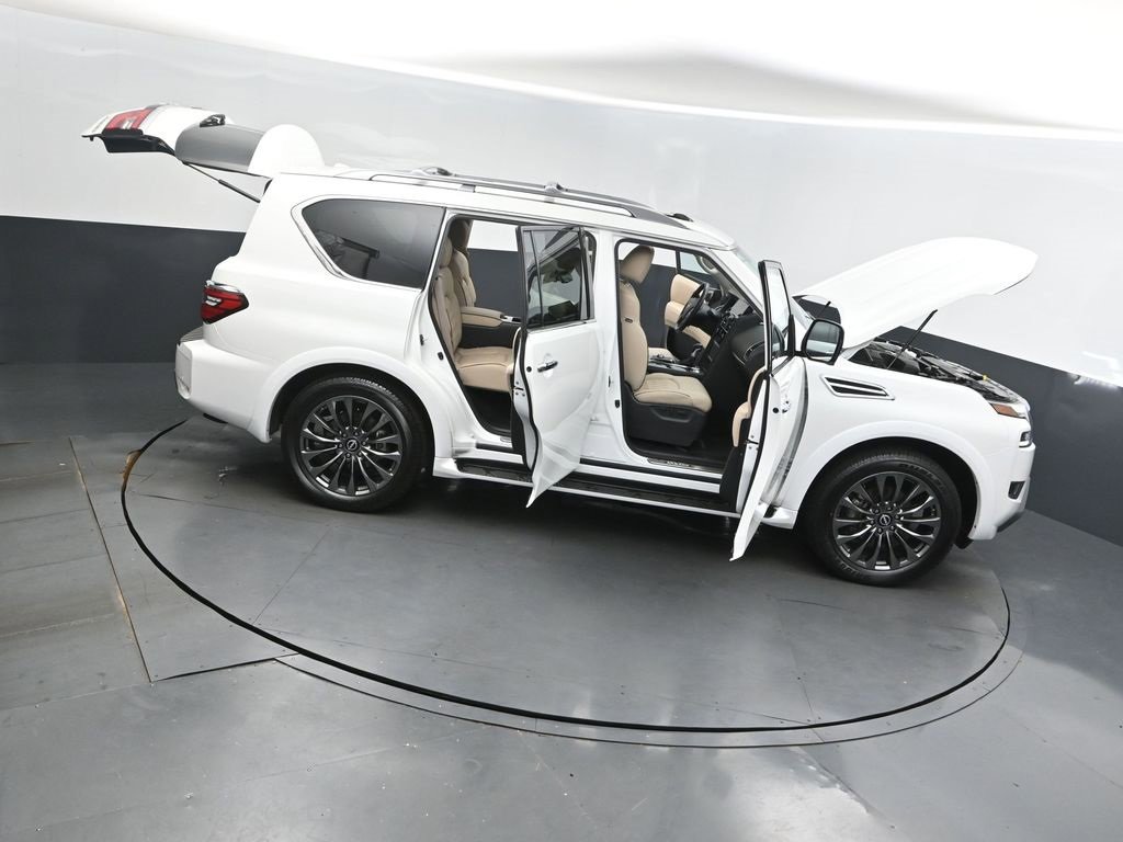 Used 2024 Nissan Armada Platinum w/ Captain's Chairs Package image 52