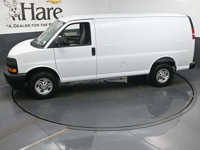 New 2026 Chevrolet Express 2500 w/ Driver Convenience Package RWD image 36