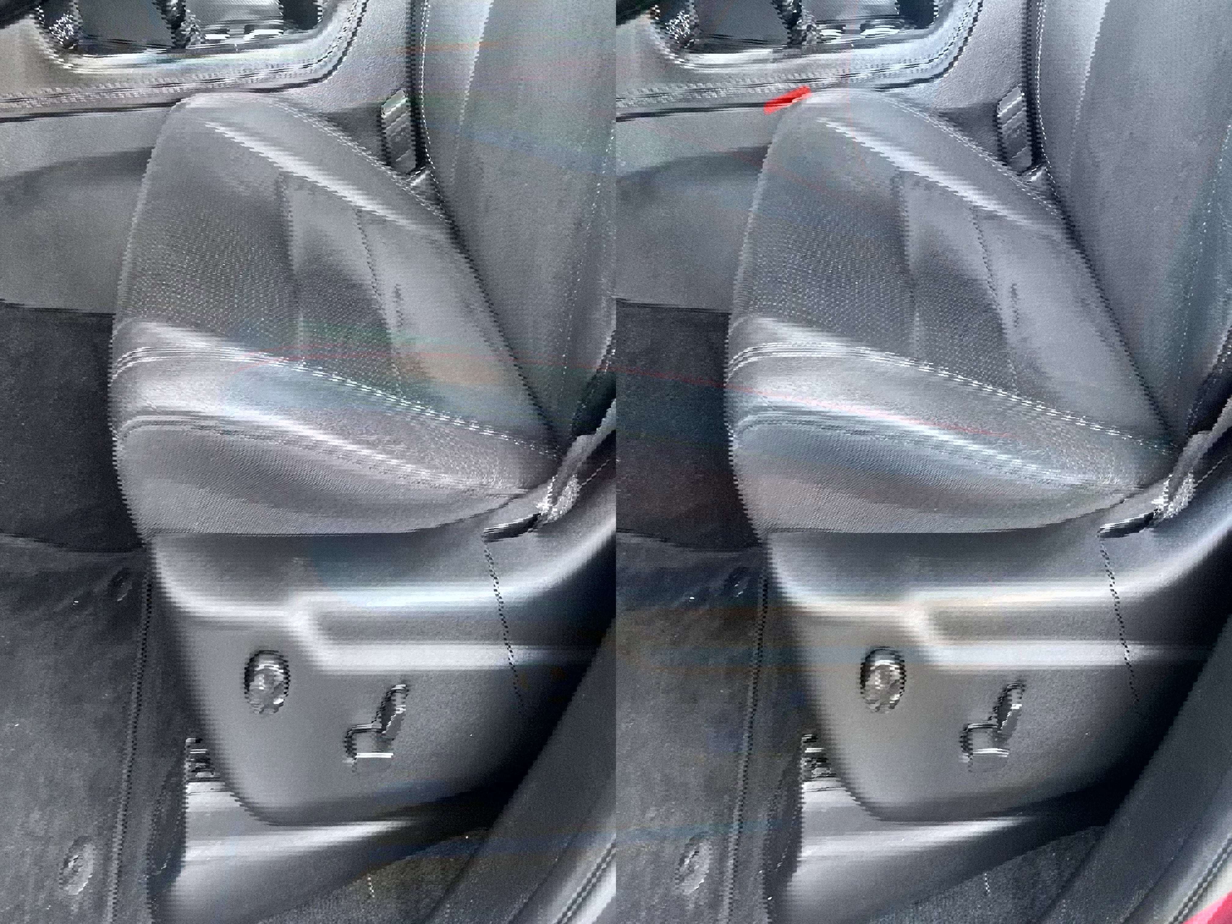 Used 2022 Dodge Durango R/T w/ Blacktop Package image 13