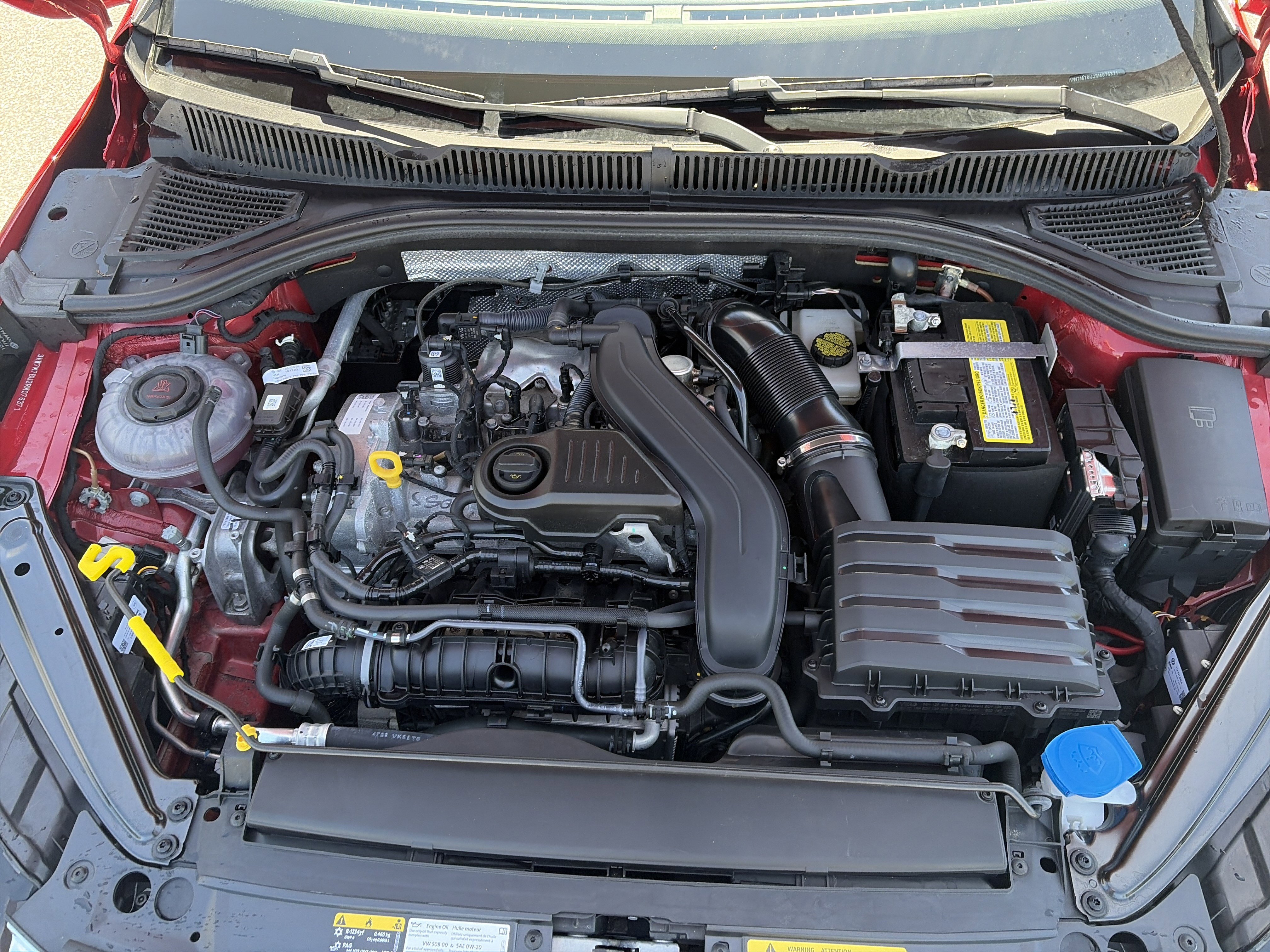 Used 2024 Volkswagen Jetta SE w/ Panoramic Sunroof Package FWD image 37