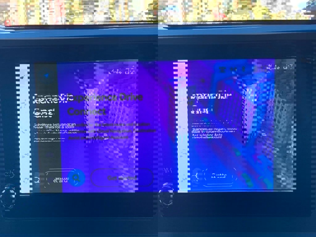 Certified 2025 Toyota Tacoma SR5 image 21