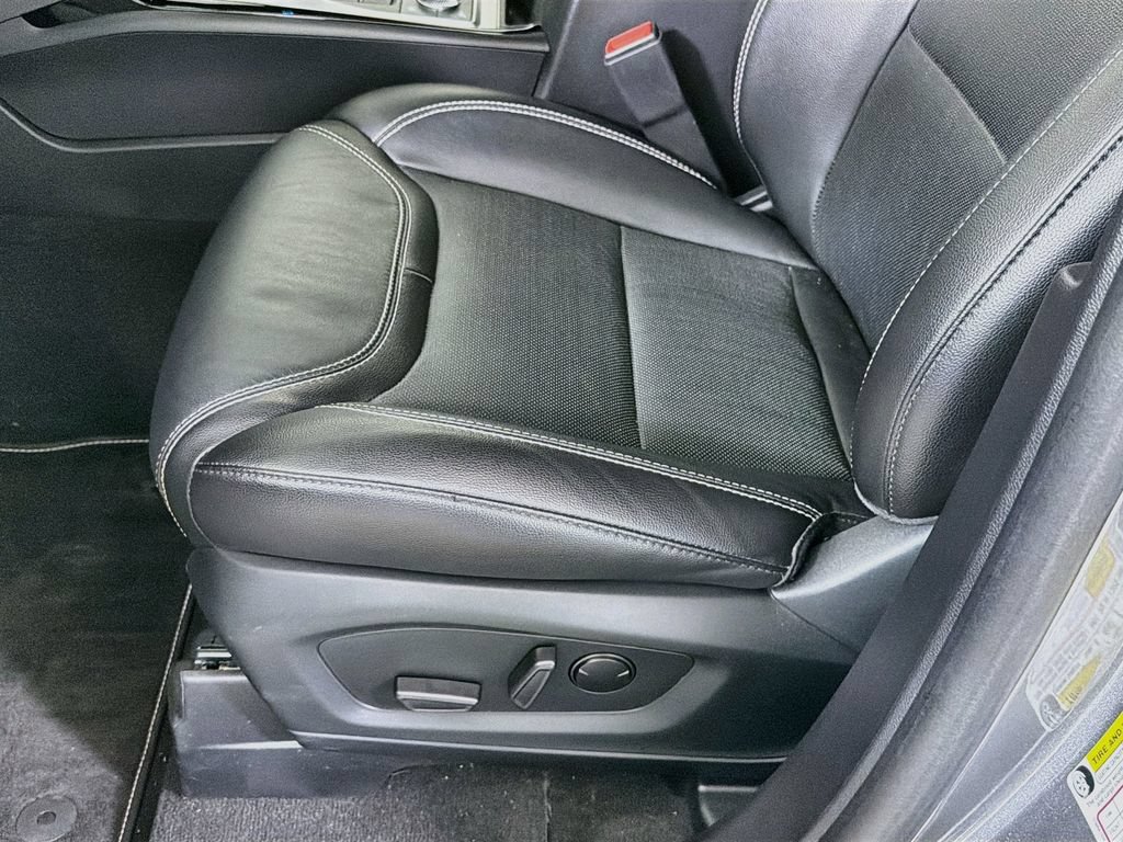 Used 2022 Ford Explorer ST w/ Equipment Group 401A AWD/4WD image 25