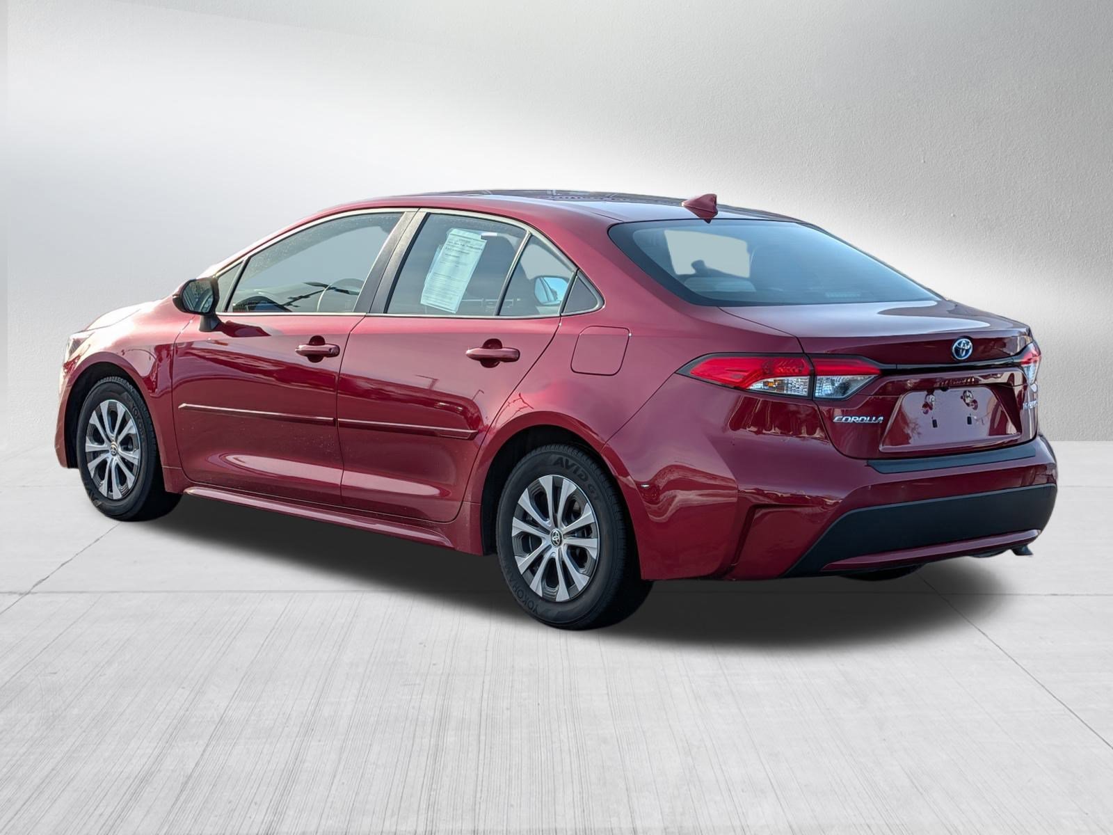 Used 2022 Toyota Corolla LE image 5