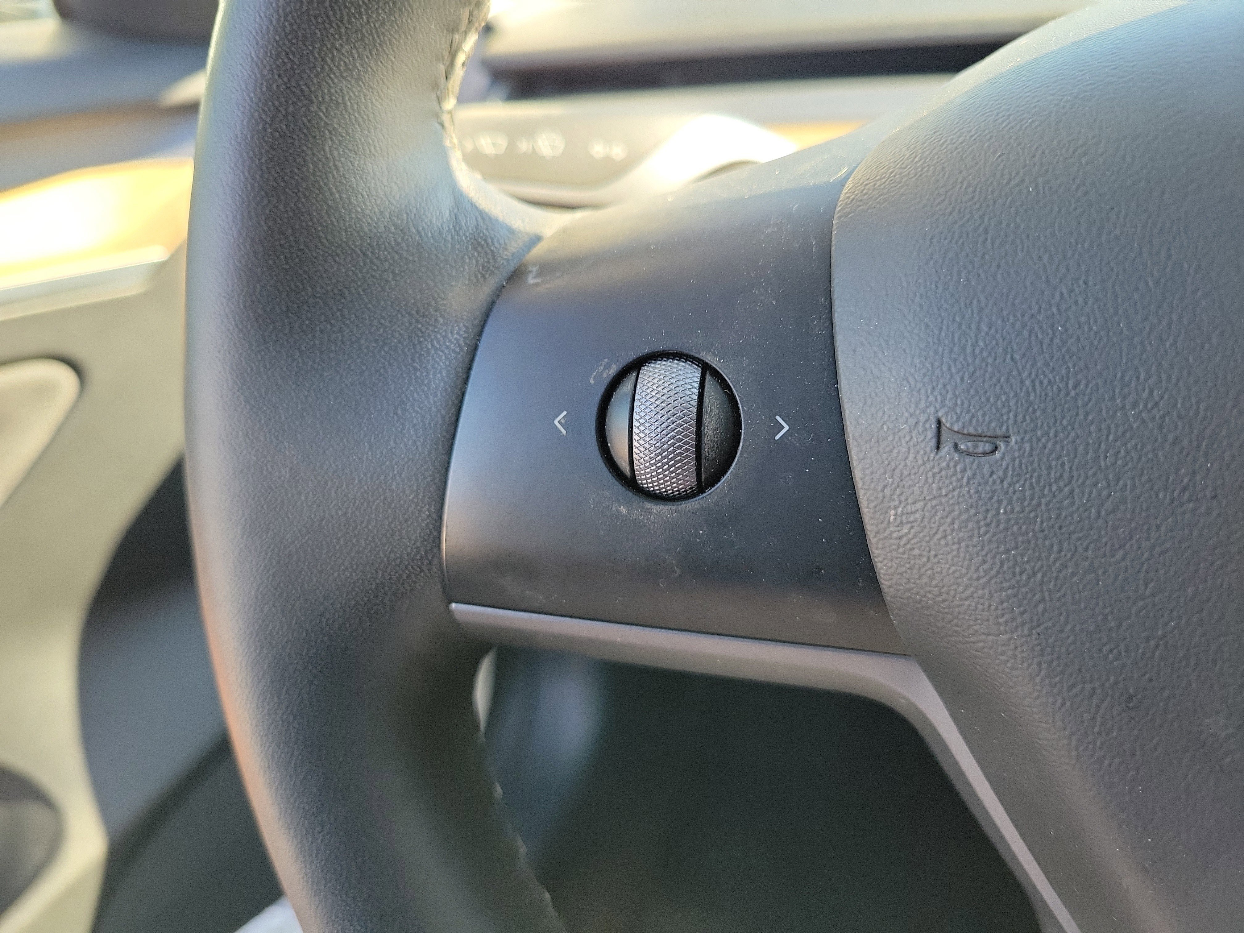 Used 2021 Tesla Model 3 Standard Range Plus image 19