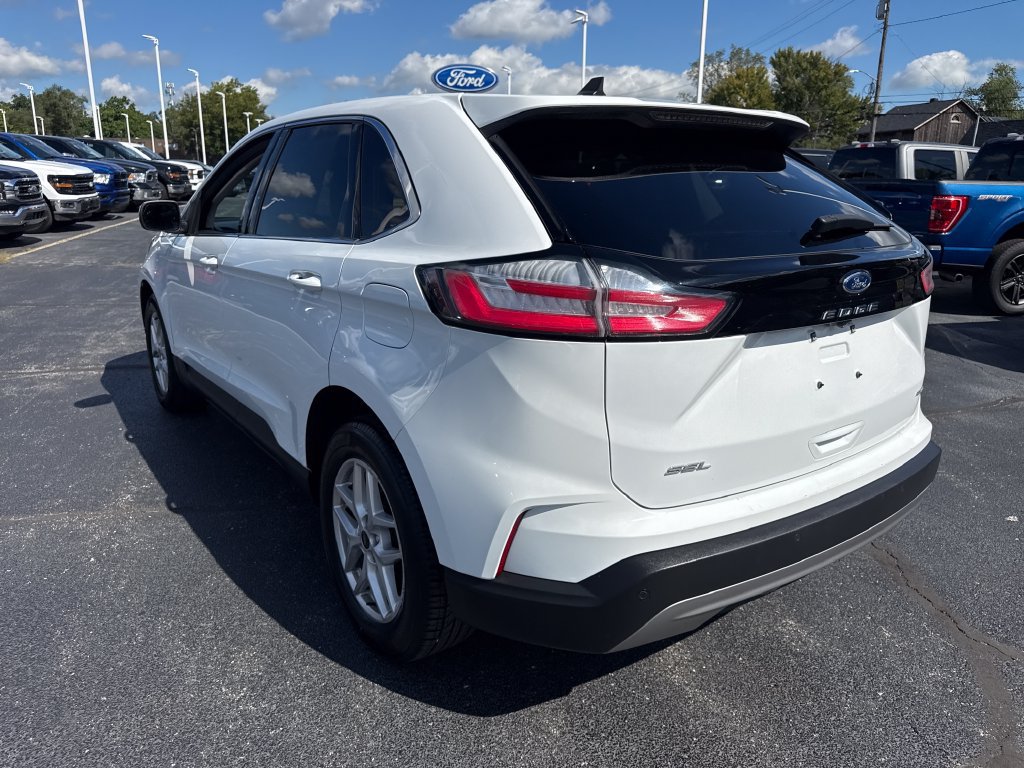 Used 2024 Ford Edge SEL AWD/4WD image 10