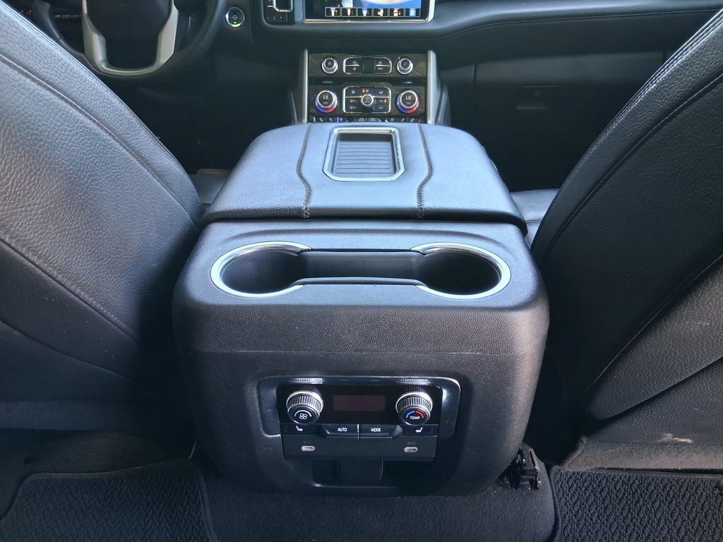 Used 2023 GMC Yukon Denali RWD image 25