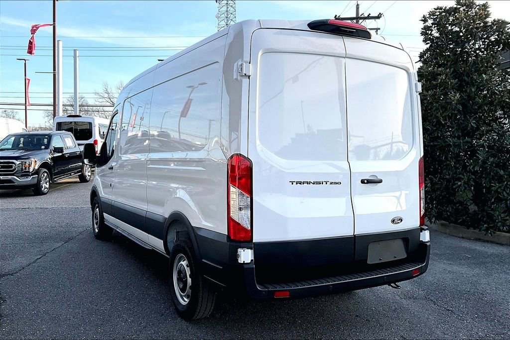 New 2026 Ford Transit 250 148 Medium Roof RWD image 3