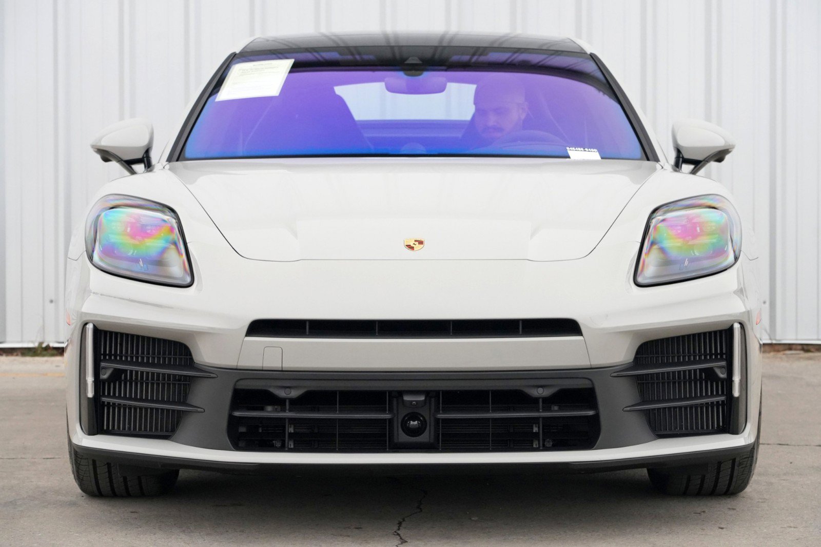 Used 2025 Porsche Panamera 4 w/ Premium Package image 7