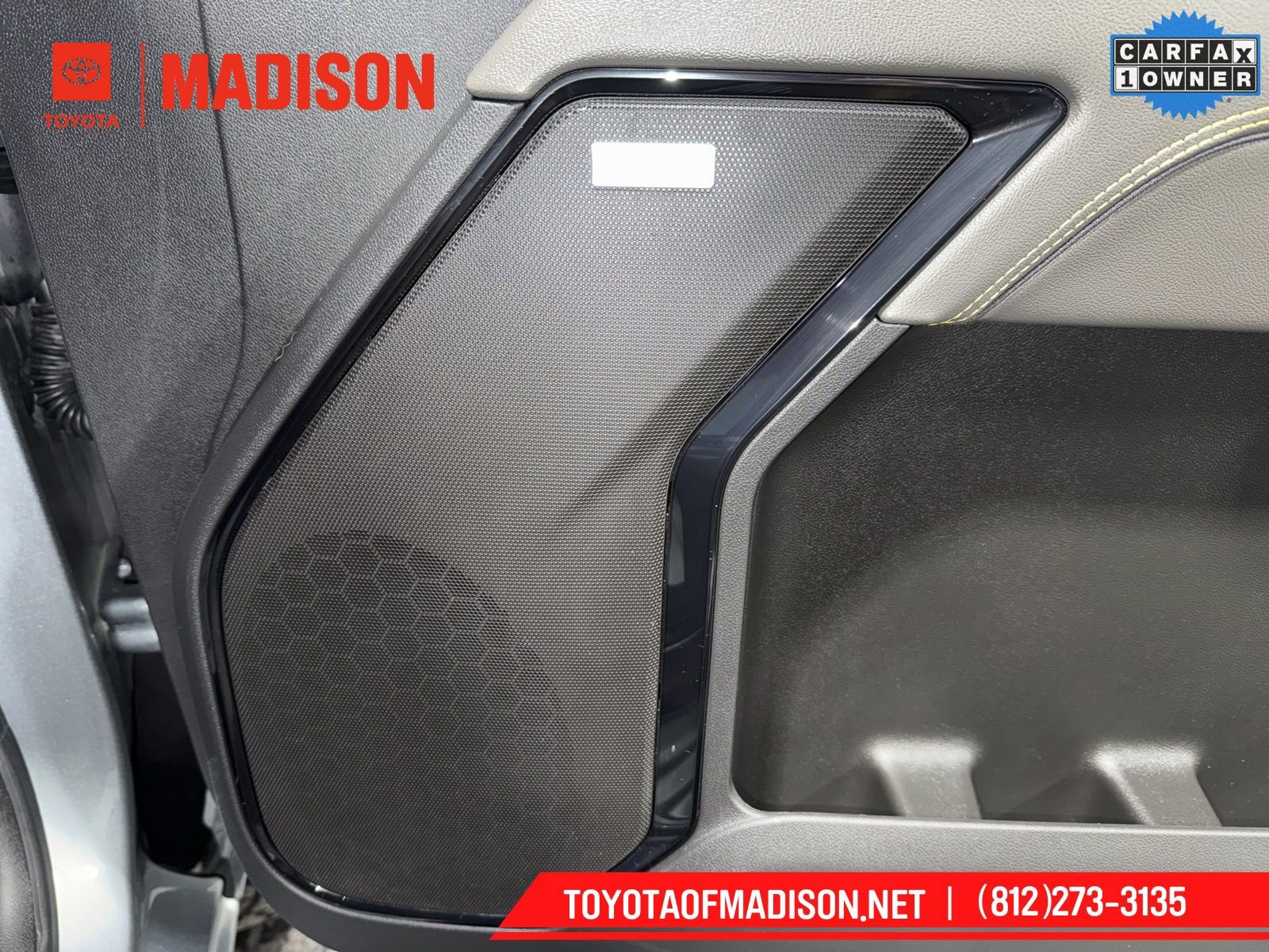 Used 2025 Chevrolet Silverado 2500 ZR2 w/ Technology Package image 12