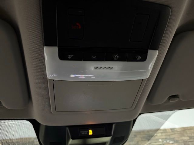 Certified 2025 Nissan Rogue SV image 24