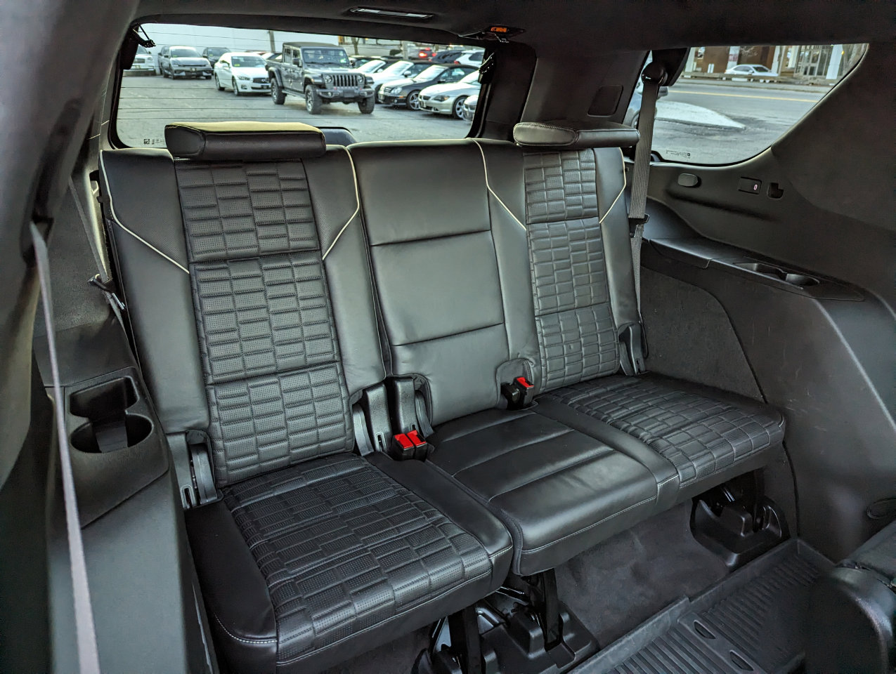 Used 2023 Cadillac Escalade Sport Platinum w/ LPO, Floor Liner Package image 43