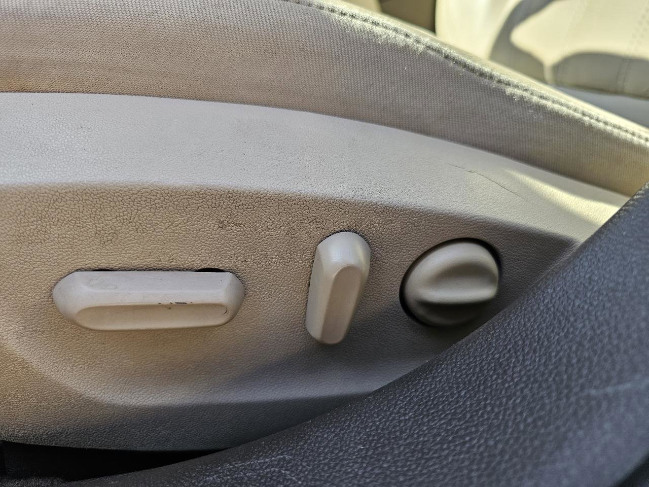 Used 2016 Buick Regal Premium w/ Driver Confidence Package #1 image 8