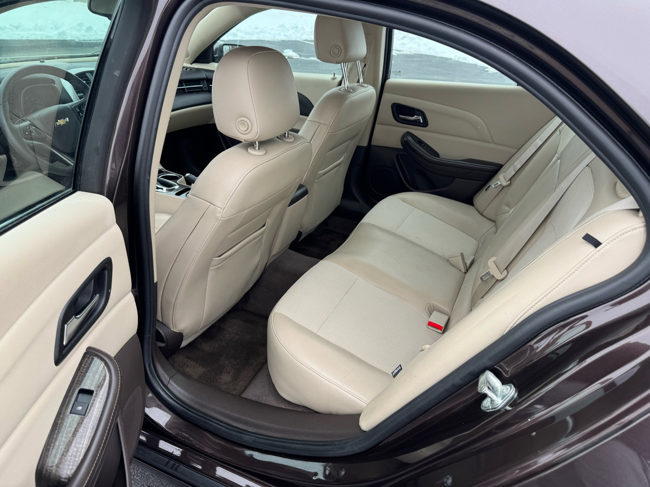 Used 2015 Chevrolet Malibu LT w/ Power Convenience Package image 17