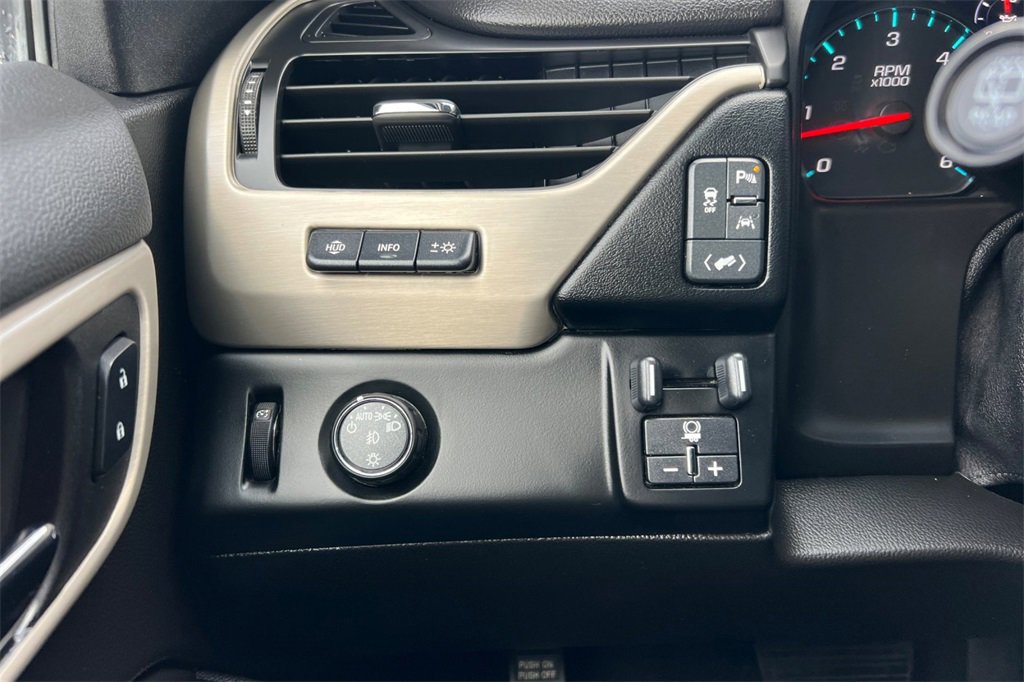 Used 2019 GMC Yukon XL Denali image 31