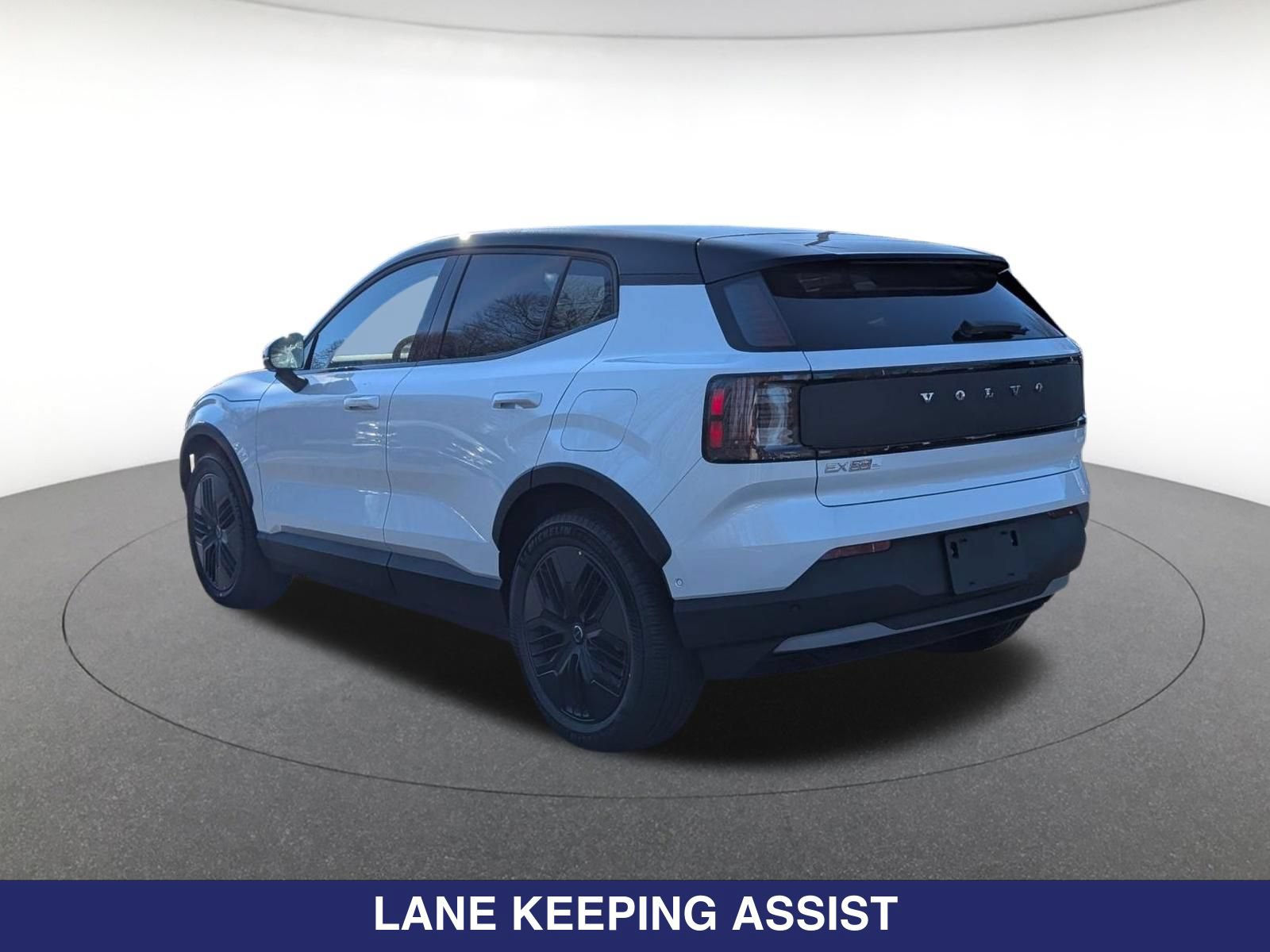 New 2026 Volvo EX30 Cross Country Ultra w/ Protection Package Premier AWD/4WD image 6
