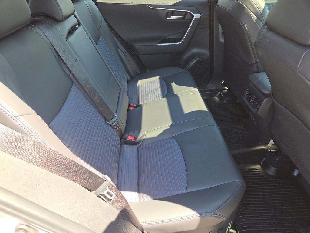 Used 2025 Toyota RAV4 XSE w/ Weather Package image 9