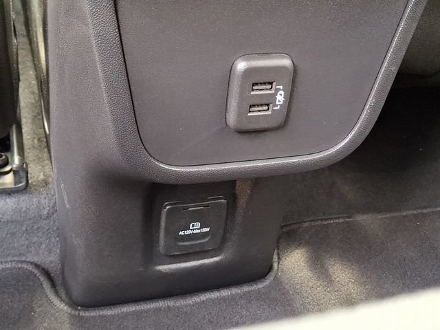 Used 2023 Chevrolet Equinox LT AWD/4WD image 12