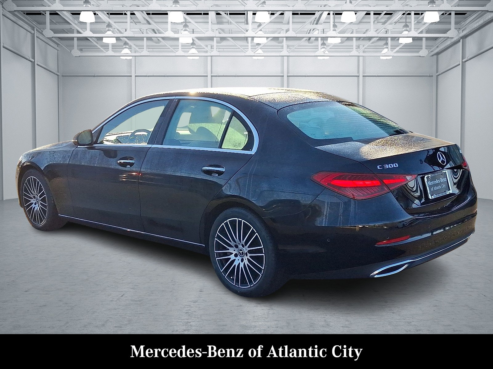 Certified 2022 Mercedes-Benz C 300 4MATIC Sedan image 4