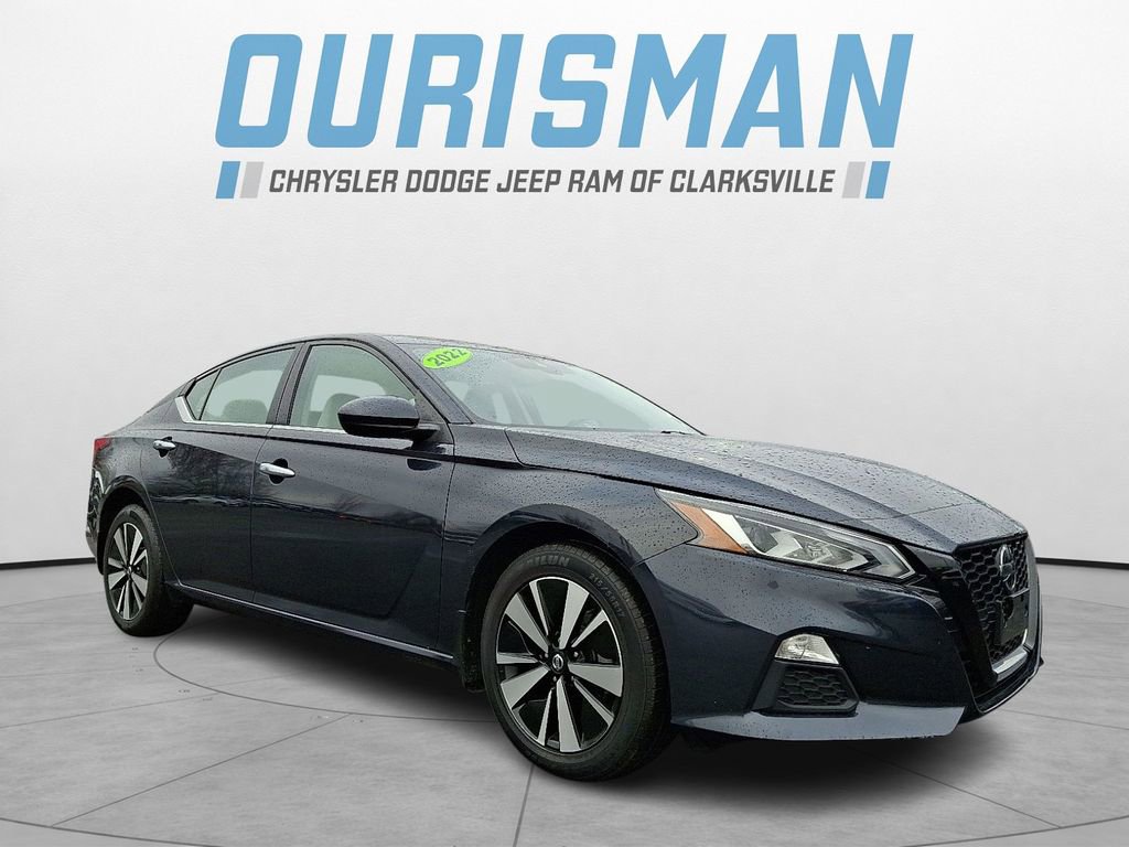 Used 2022 Nissan Altima 2.5 SV image 1