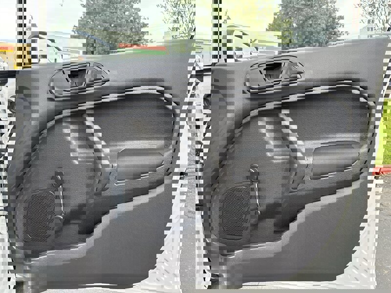 Used 2017 Ford Fiesta S image 34