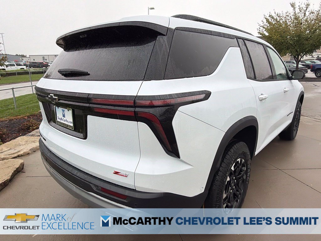 New 2027 Chevrolet Traverse Z71 w/ Enhanced Driving Package AWD/4WD image 23