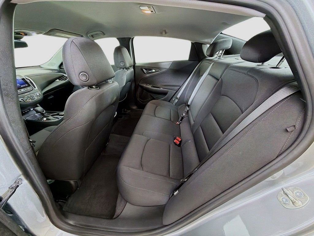 Used 2024 Chevrolet Malibu LT image 21