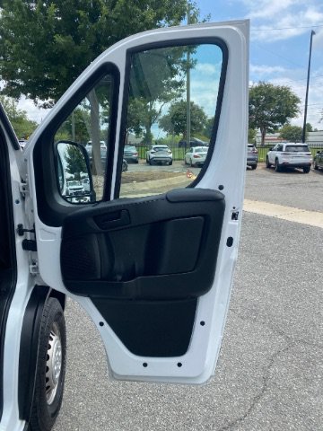 Used 2025 RAM ProMaster 2500 FWD image 10