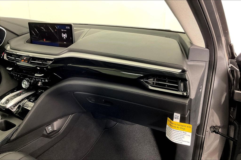 Used 2024 Acura MDX SH-AWD w/ Technology Package image 22