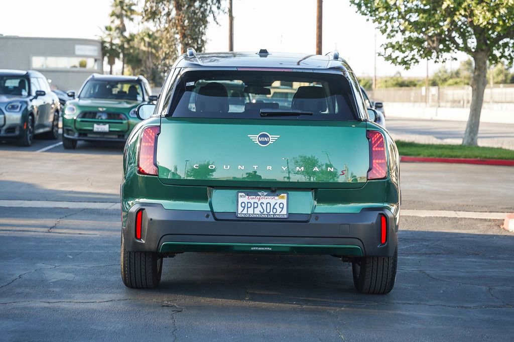 Used 2025 MINI Cooper Countryman S w/ Comfort Package Max image 8
