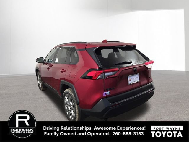 Used 2025 Toyota RAV4 XLE Premium image 9