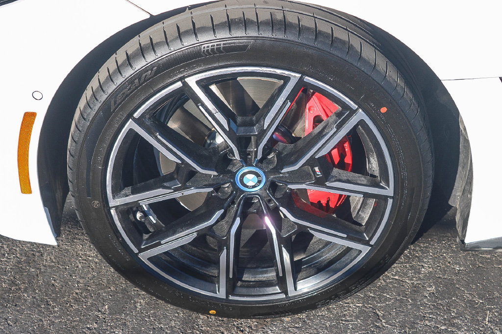 Used 2023 BMW i4 M50 AWD/4WD image 9