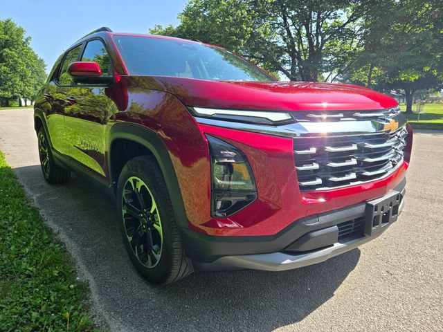 New 2026 Chevrolet Equinox LT w/ Convenience Package II AWD/4WD image 9