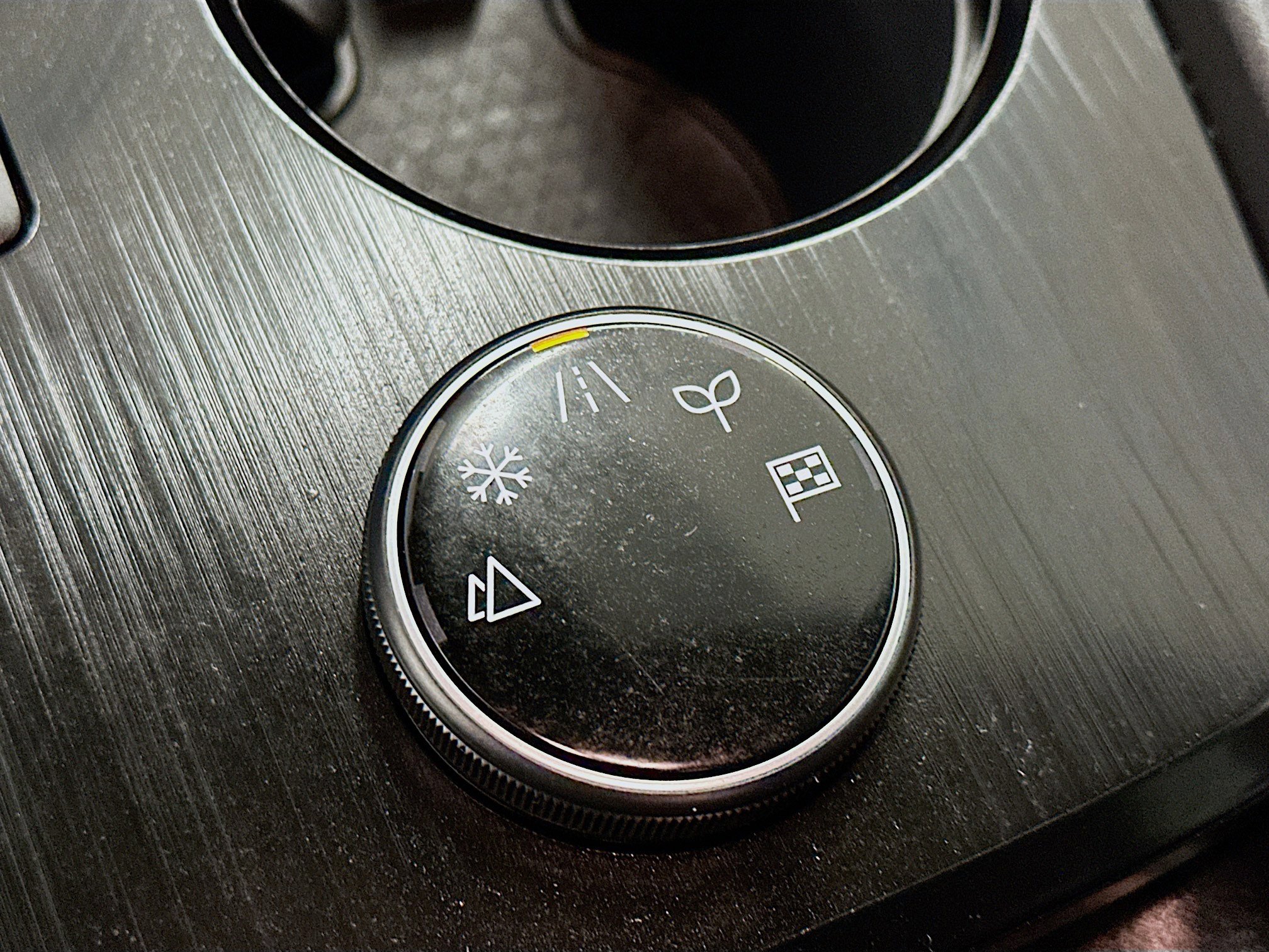 Used 2025 Nissan Rogue SV image 26