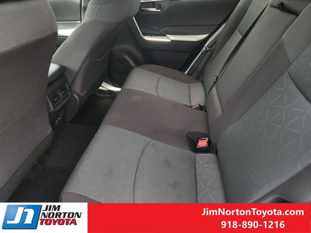 Used 2025 Toyota RAV4 XLE FWD image 29