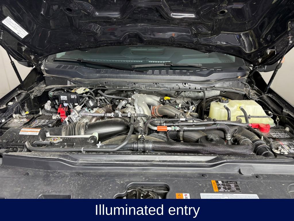 Used 2026 Ford F250 Lariat w/ Black Appearance Package image 9