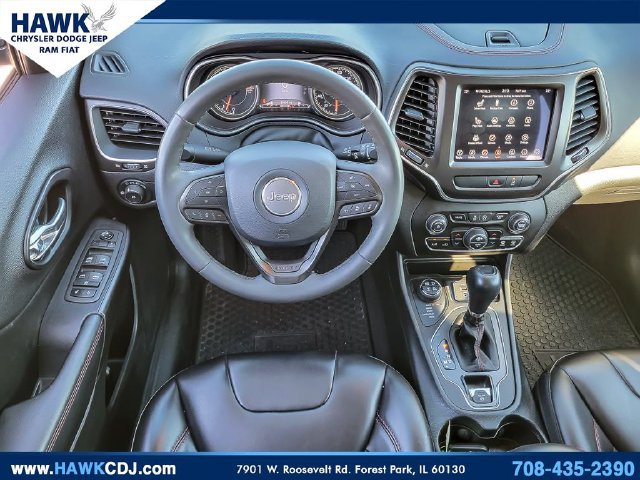 Used 2022 Jeep Cherokee Trailhawk w/ Technology Group B AWD/4WD image 12