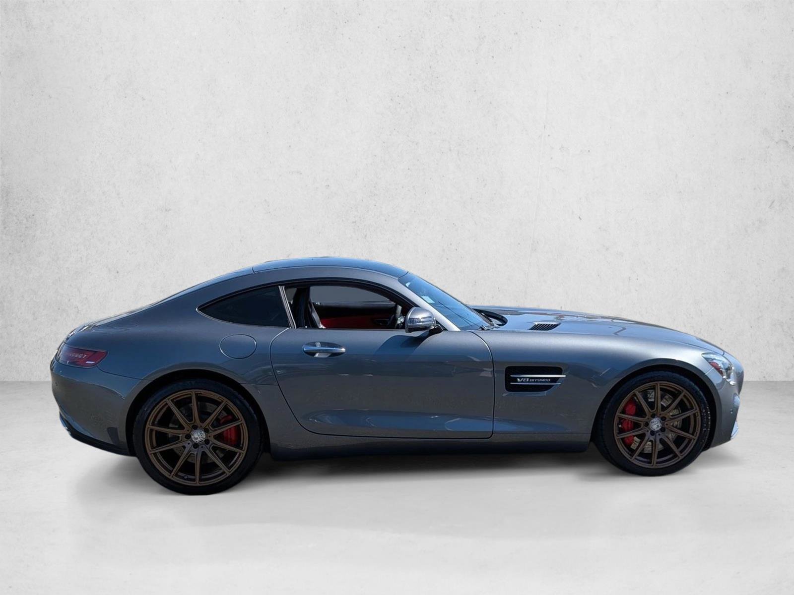Used 2016 Mercedes-Benz AMG GT S image 4
